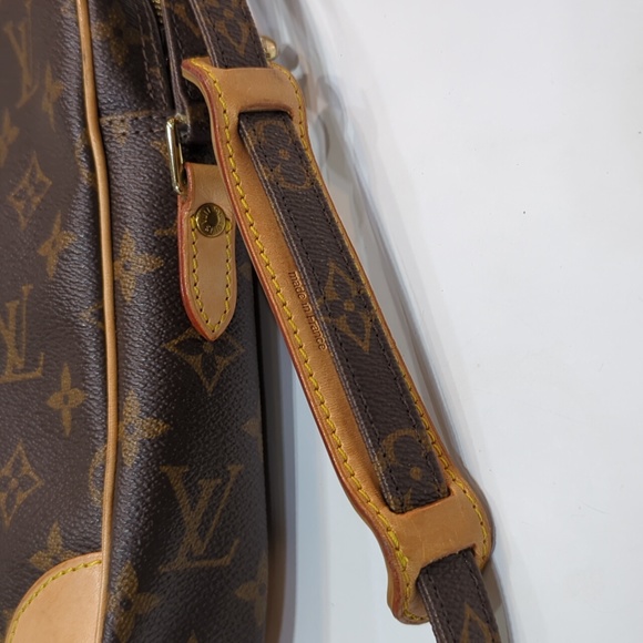 Louis Vuitton Monogram Danube Crossbody Bag - Picture 9 of 16